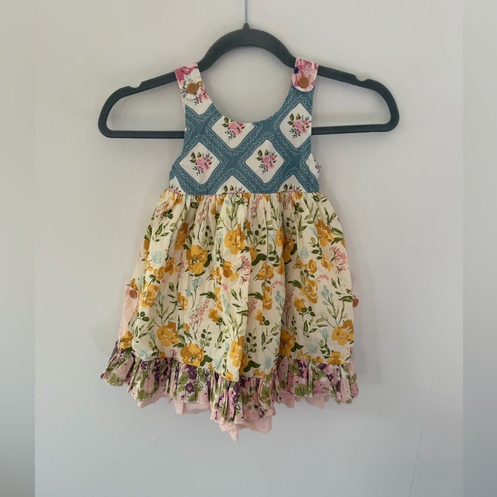SweetHoney Floral happy tunic size 4 new